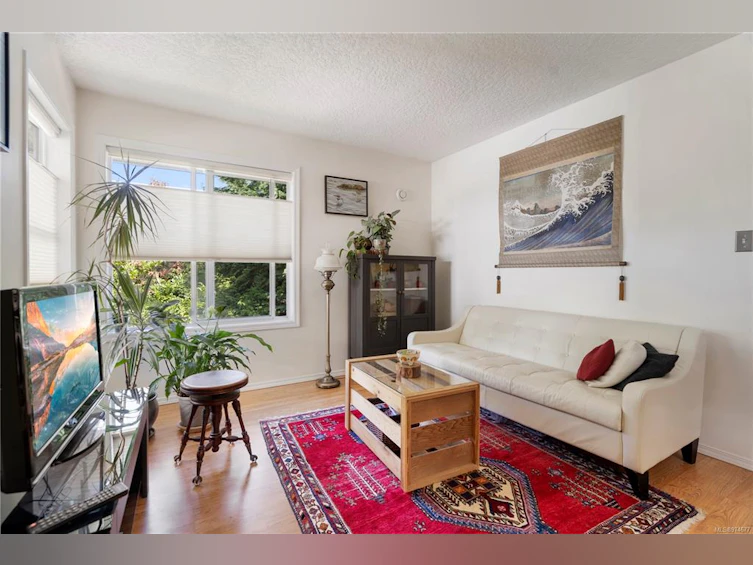 2920 Millgrove Street, Saanich, BC, V9A 1X3 - 3