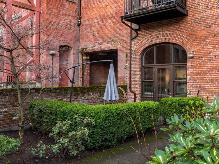 103-1315 Waddington Alley, Victoria, BC, V8W 0B2 - 26