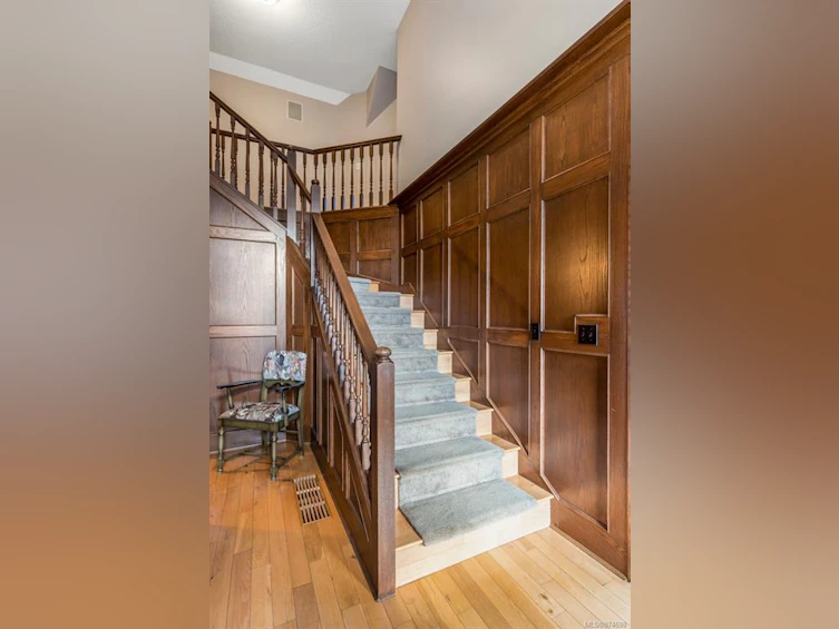 803 Piermont Place, Victoria, BC, V8S 5J7 - 2
