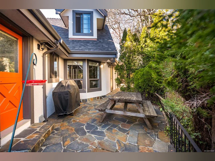 803 Piermont Place, Victoria, BC, V8S 5J7 - 6