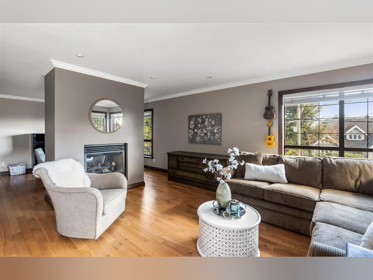 803 Piermont Place, Victoria, BC, V8S 5J7 - 9