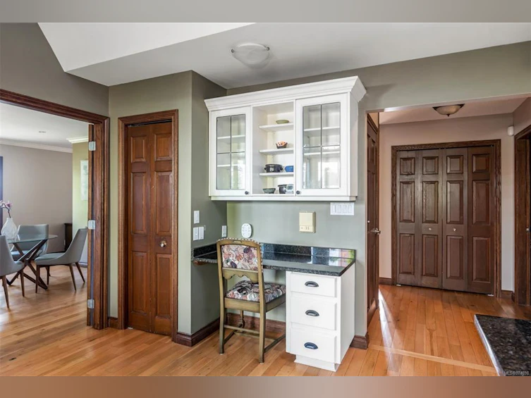 803 Piermont Place, Victoria, BC, V8S 5J7 - 17