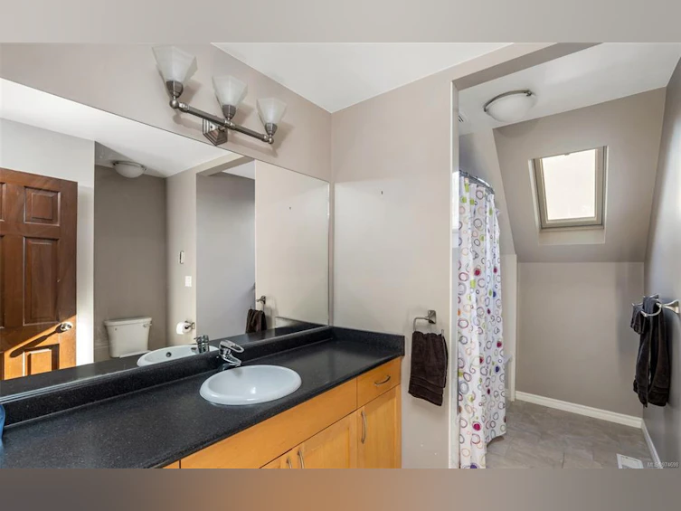 803 Piermont Place, Victoria, BC, V8S 5J7 - 31