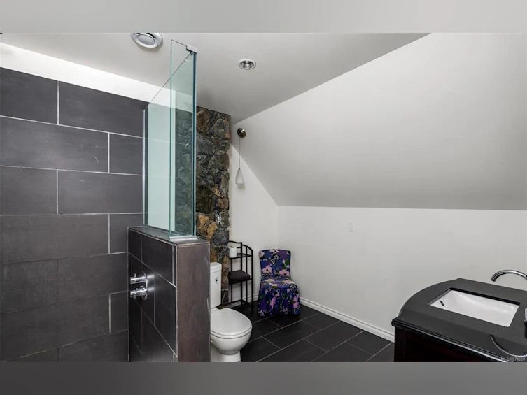803 Piermont Place, Victoria, BC, V8S 5J7 - 34