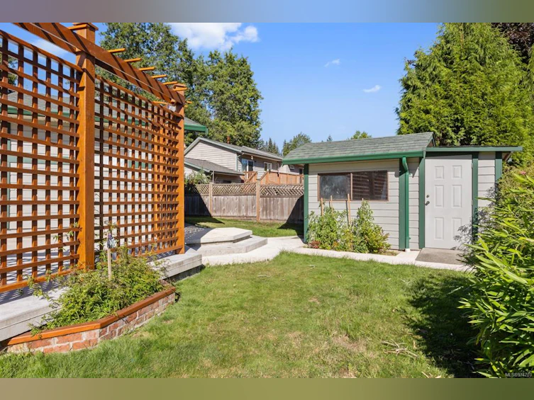 1677 Ascot Avenue, Comox, BC, V9M 1A8 - 33