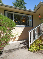 998 Violet Ave