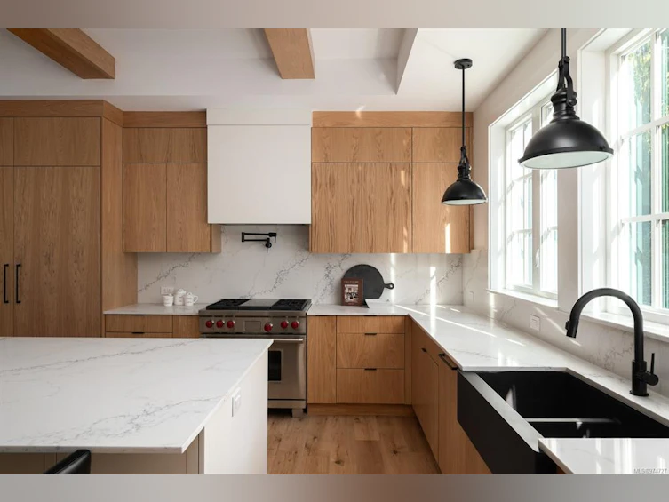 10950 Inwood Road, North Saanich, BC, V8L 5H9 - 7