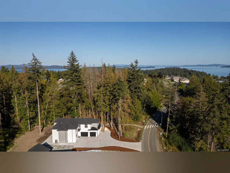 10950 Greenpark Drive, North Saanich, BC, V8L 0C8 - 47
