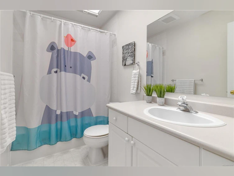 2631 Capital Heights, Victoria, BC, V8T 3M1 - 11