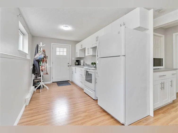 2631 Capital Heights, Victoria, BC, V8T 3M1 - 15