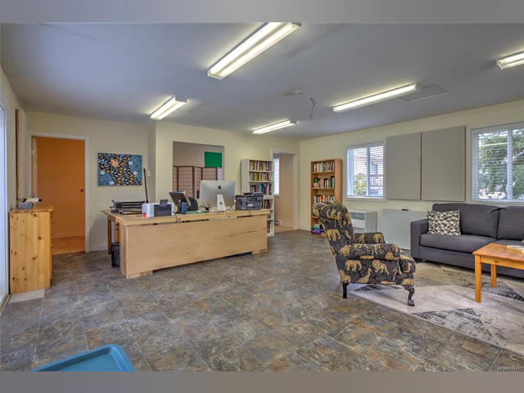 3298 Cook Street, Chemainus, BC, V0R 1K2 - 60