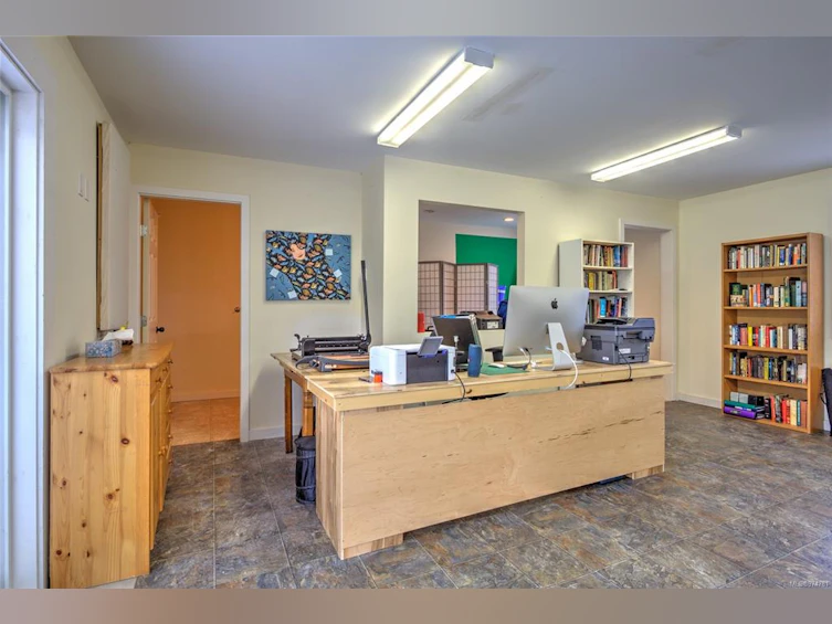 3298 Cook Street, Chemainus, BC, V0R 1K2 - 63