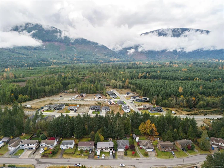 144 Johel Road, Lake Cowichan, BC, V0R 2G0 - 9