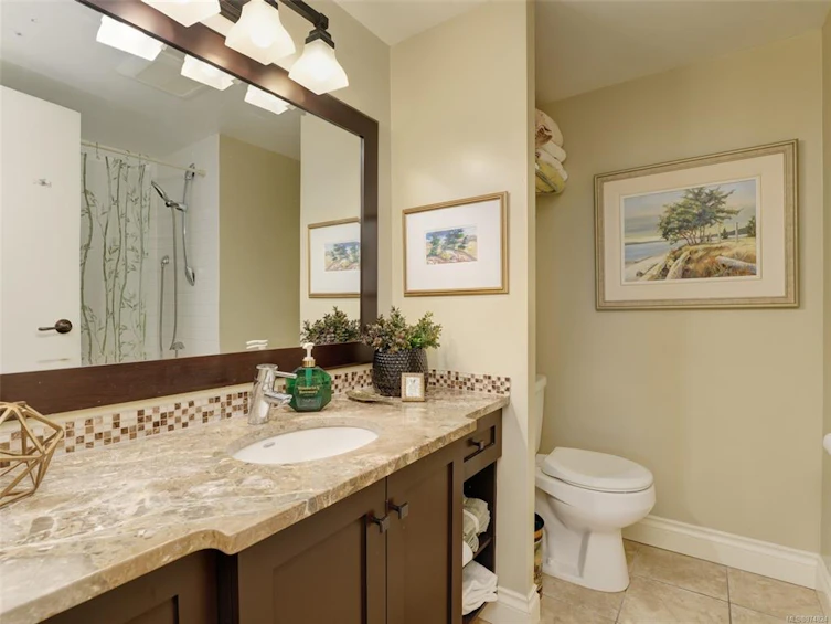 402-2920 Cook Street, Victoria, BC, V8T 3S7 - 13