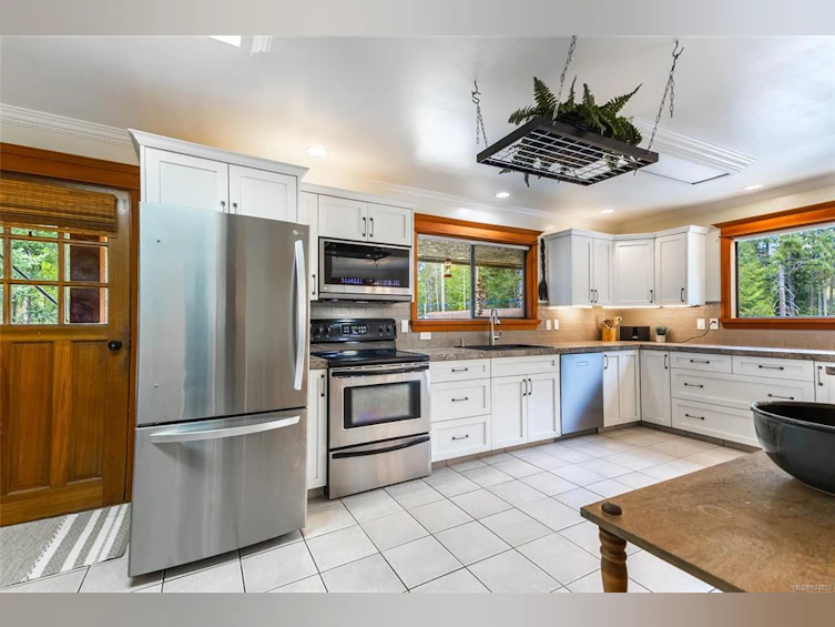 4775 Anderson Avenue, Bowser/Deep Bay, BC, V0R 1G0 - 14