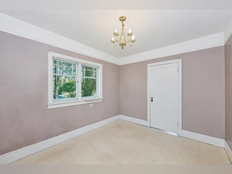 358 Arnold Avenue, Victoria, BC, V8S 3L7 - 30