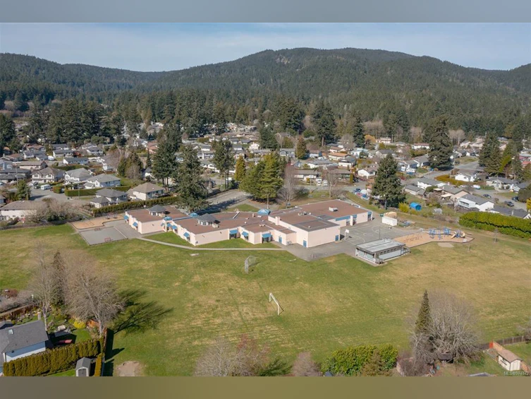 2830 Turnstyle Crescent, Langford, BC, V9B 0T8 - 44