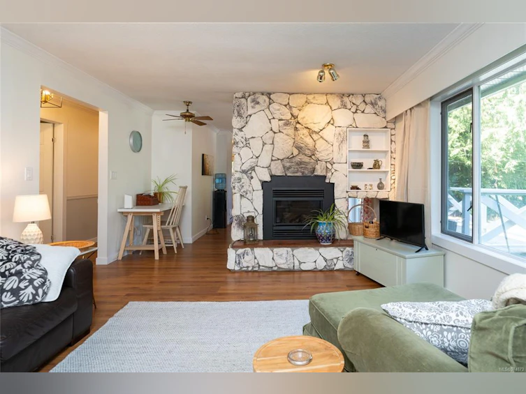 163 Easthom Road, Gabriola Island, BC, V0R 1X2 - 15