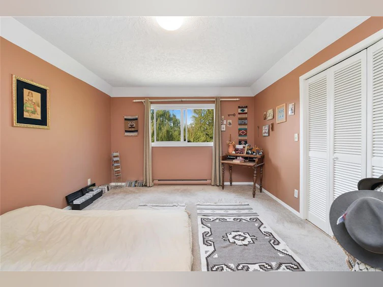 1695 Cultra Avenue, Central Saanich, BC, V8M 1T1 - 20
