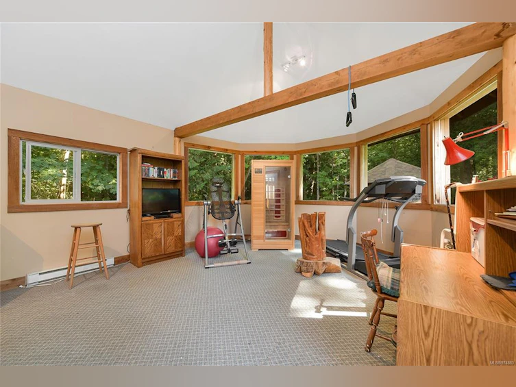 1695 Cultra Avenue, Central Saanich, BC, V8M 1T1 - 72