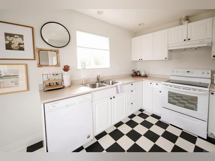 160 Petersen Road, Campbell River, BC, V9W 3H2 - 20