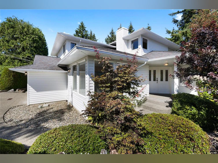 209 Thetis Avenue, Qualicum Beach, BC, V9K 1R8 - 2