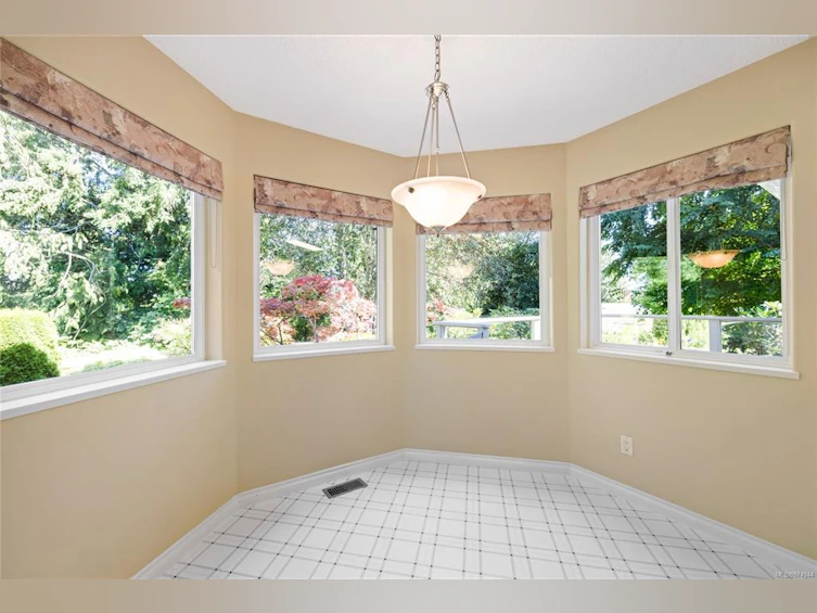 209 Thetis Avenue, Qualicum Beach, BC, V9K 1R8 - 21