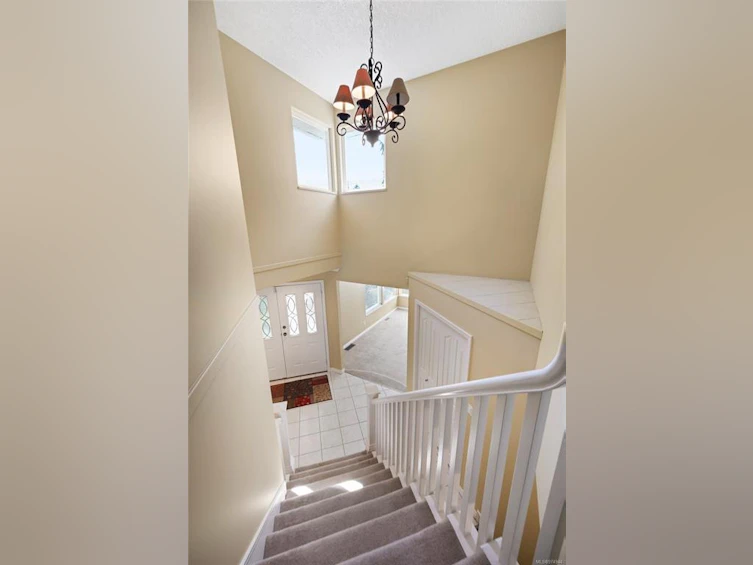 209 Thetis Avenue, Qualicum Beach, BC, V9K 1R8 - 40