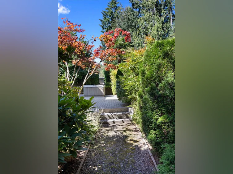 209 Thetis Avenue, Qualicum Beach, BC, V9K 1R8 - 41