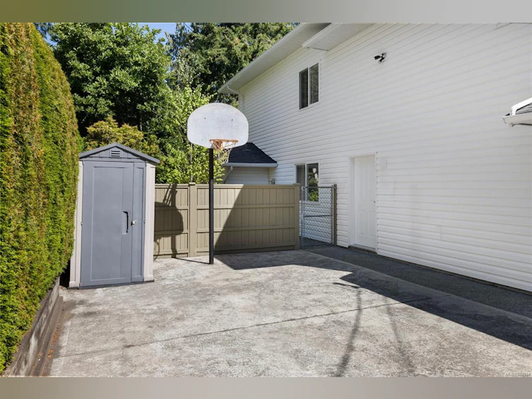 209 Thetis Avenue, Qualicum Beach, BC, V9K 1R8 - 49