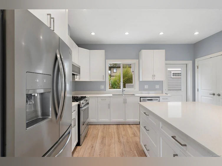 6470 Lanark Road, Sooke, BC, V9Z 0X1 - 11