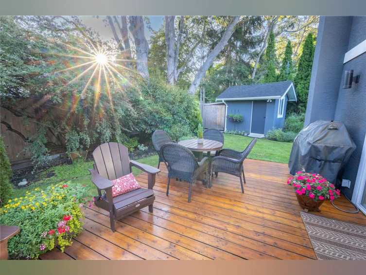 4117 Mercer Place, Saanich, BC, V8N 6A9 - 28