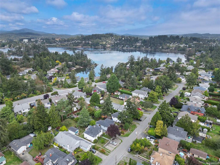 2840 Rockwell Avenue, Saanich, BC, V9A 2M9 - 65