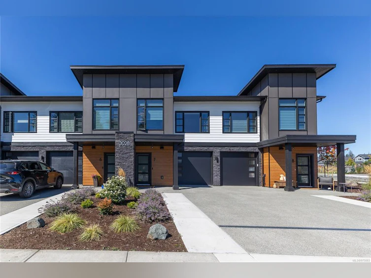 7-3028 S Alder Street, Campbell River, BC, V9H 0E9