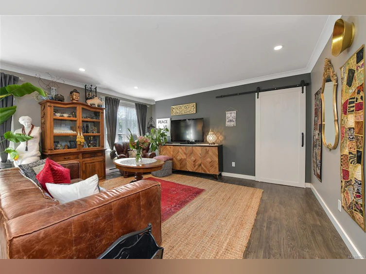 3 Price Road, View Royal, BC, V9B 1V4 - 6