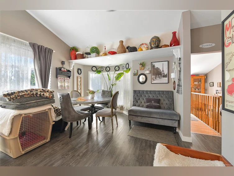 3 Price Road, View Royal, BC, V9B 1V4 - 14
