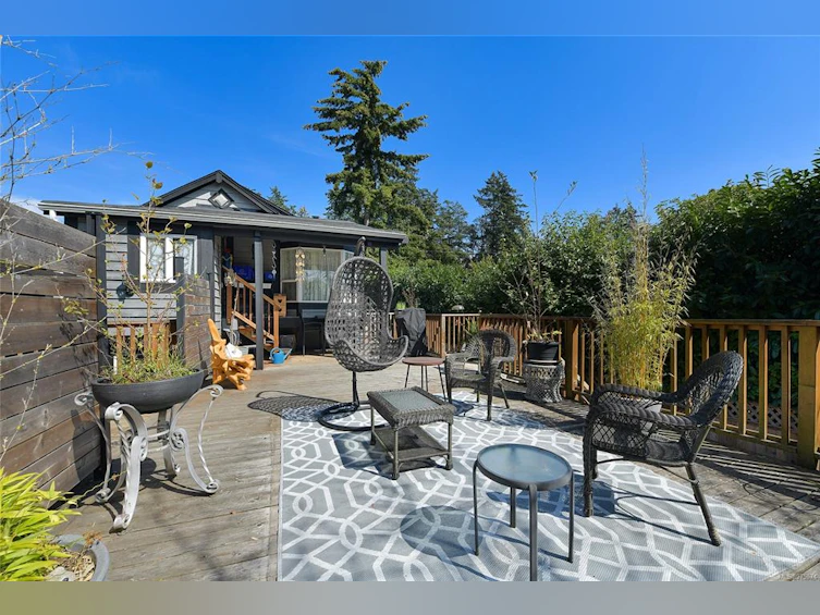 3 Price Road, View Royal, BC, V9B 1V4 - 34