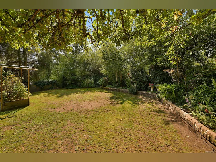 3 Price Road, View Royal, BC, V9B 1V4 - 41
