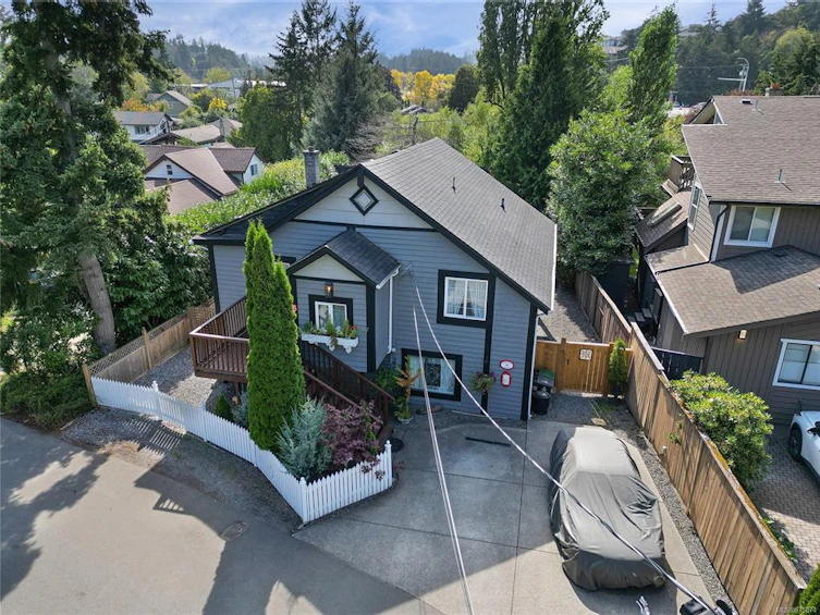 3 Price Road, View Royal, BC, V9B 1V4 - 46