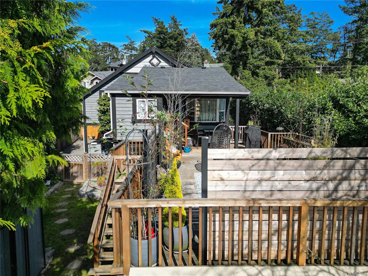 3 Price Road, View Royal, BC, V9B 1V4 - 54