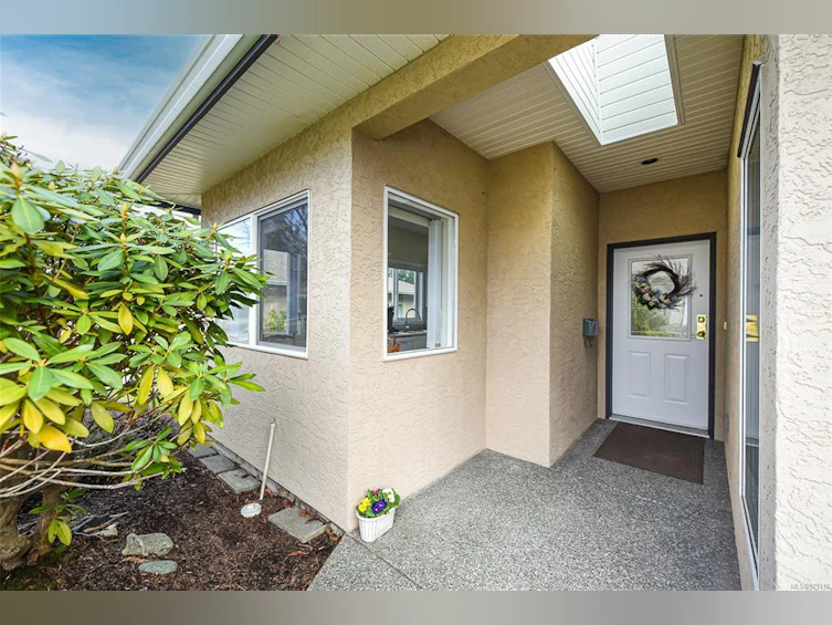 9-352 Douglas Street, Comox, BC, V9M 2C5 - 5