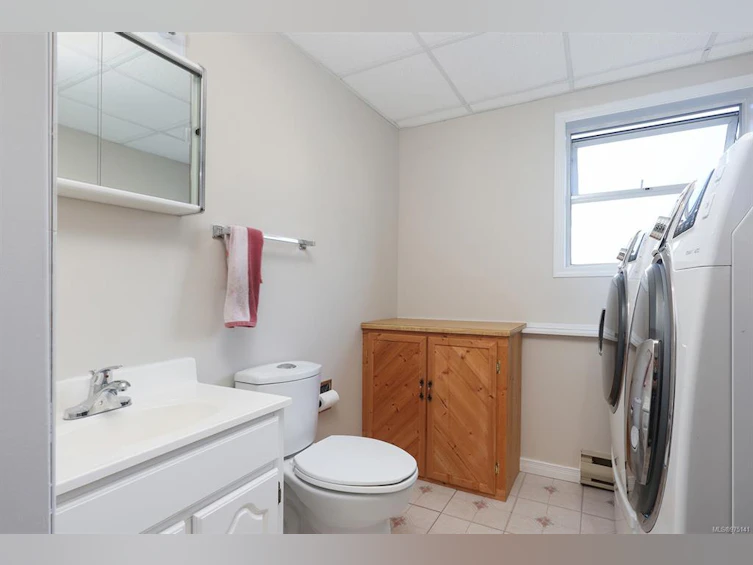 1941 Embleton Crescent, Courtenay, BC, V9N 8K1 - 33