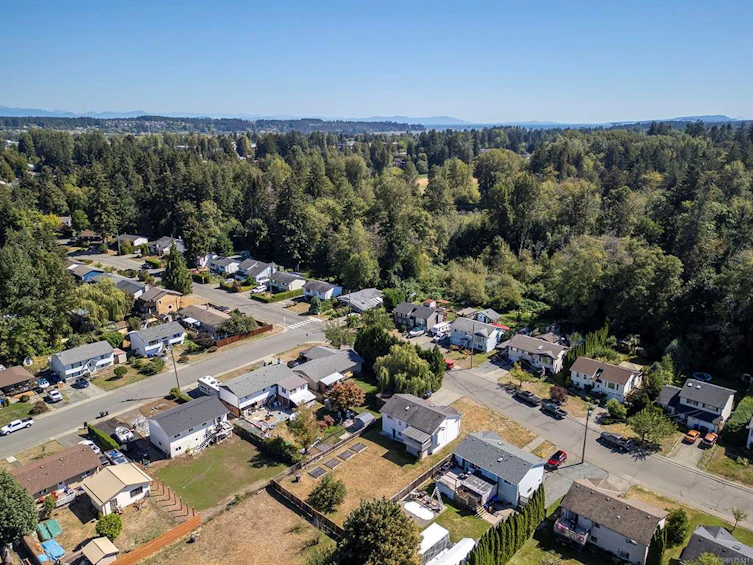 1941 Embleton Crescent, Courtenay, BC, V9N 8K1 - 41