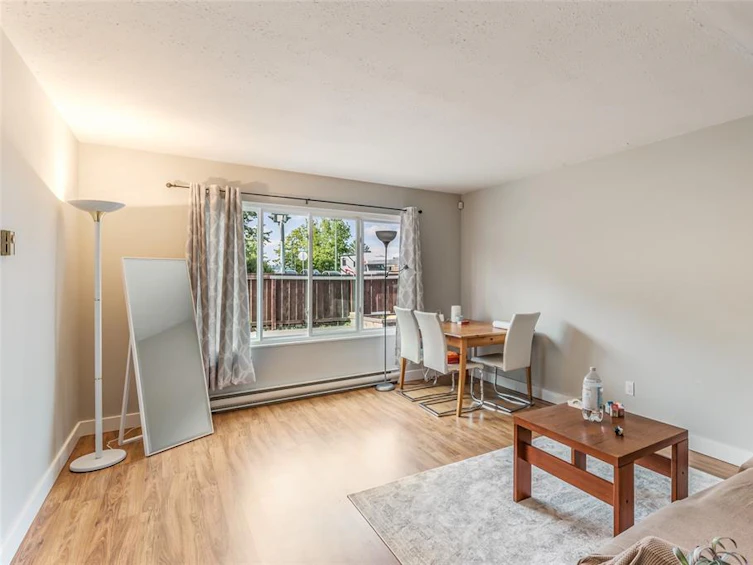 2001/2003 Northfield Road, Nanaimo, BC, V9S 3B7 - 5