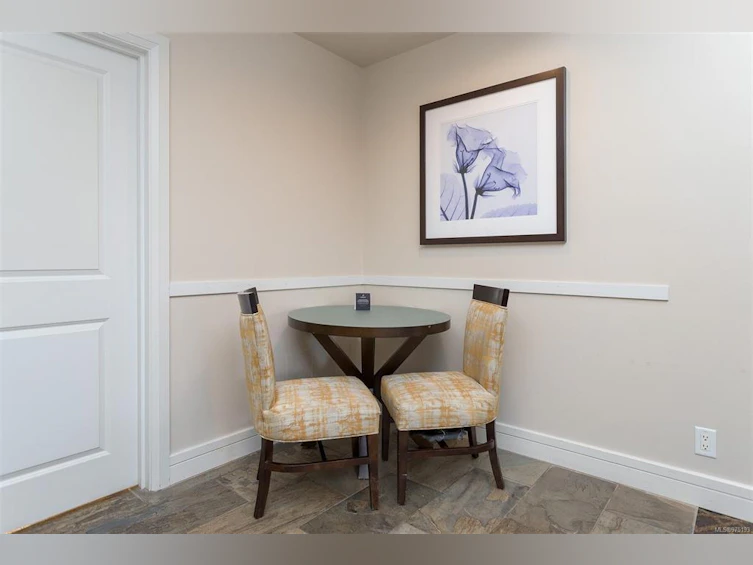 320/318A-1376 Lynburne Place, Langford, BC, V9B 6S1 - 16