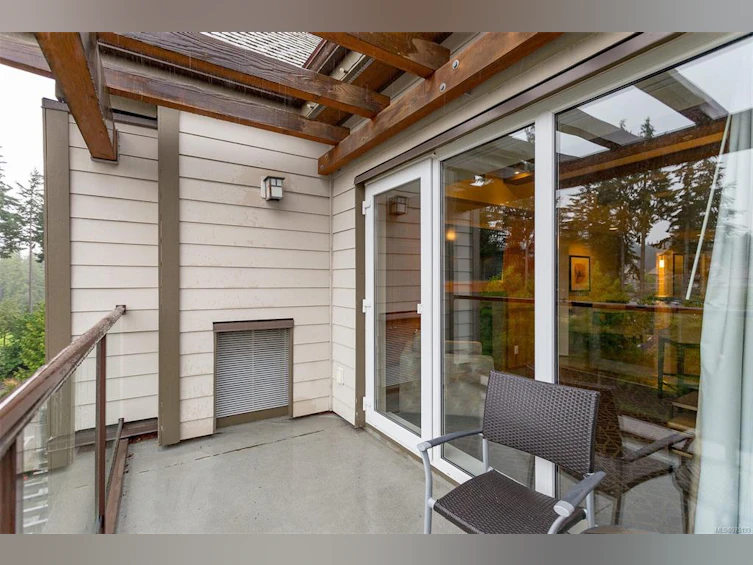 320/318A-1376 Lynburne Place, Langford, BC, V9B 6S1 - 45