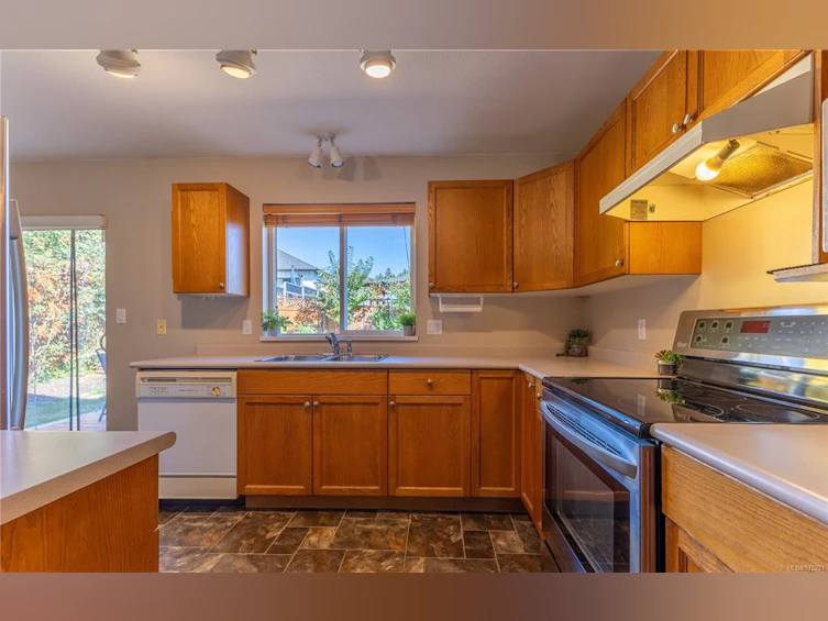1074 Springbok Road, Campbell River, BC, V9W 7K7 - 21