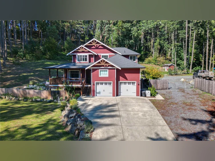 3649 Robb Place, Highlands, BC, V9E 1C8 - 3