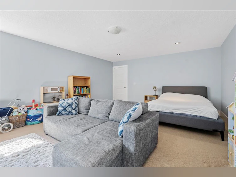 3649 Robb Place, Highlands, BC, V9E 1C8 - 29