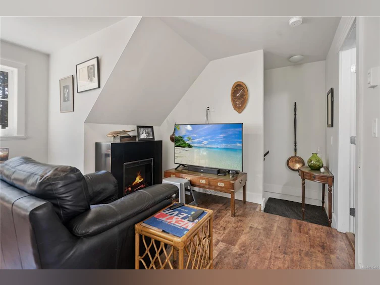 3649 Robb Place, Highlands, BC, V9E 1C8 - 45